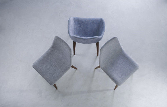 Designové křeslo a židle. Luxusní nábytek. Vyrobeno českou rodinnou firmou SITUS.